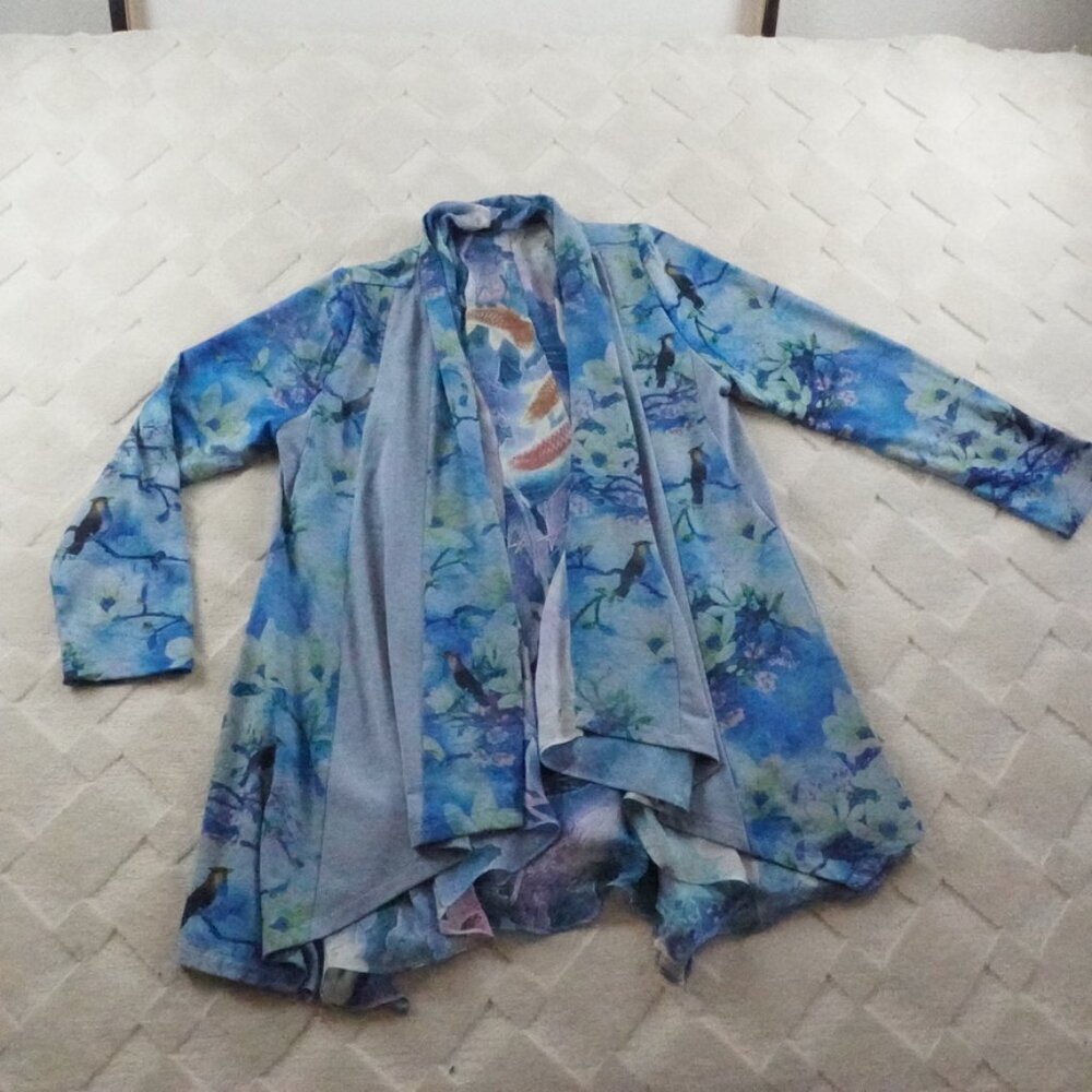 Soft Surroundings Cardigan Sweater Womens Petite Medium Floral Bird Print